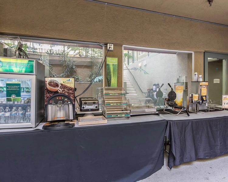 Quality Inn San Diego Downtown North Εξωτερικό φωτογραφία