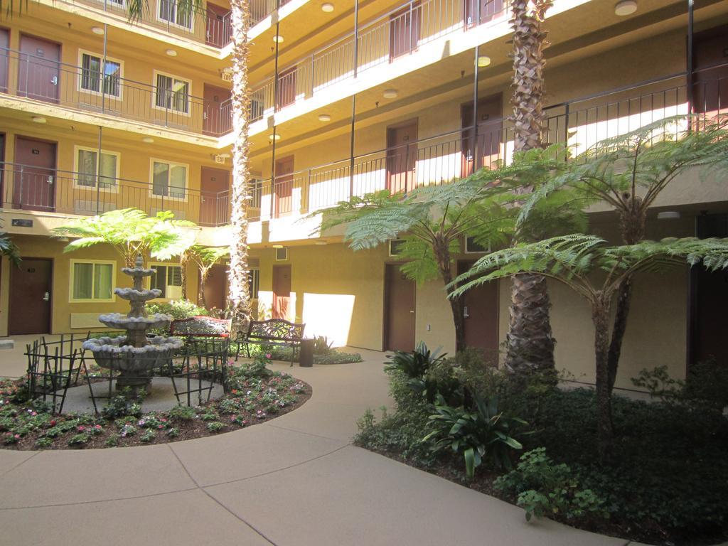 Quality Inn San Diego Downtown North Εξωτερικό φωτογραφία